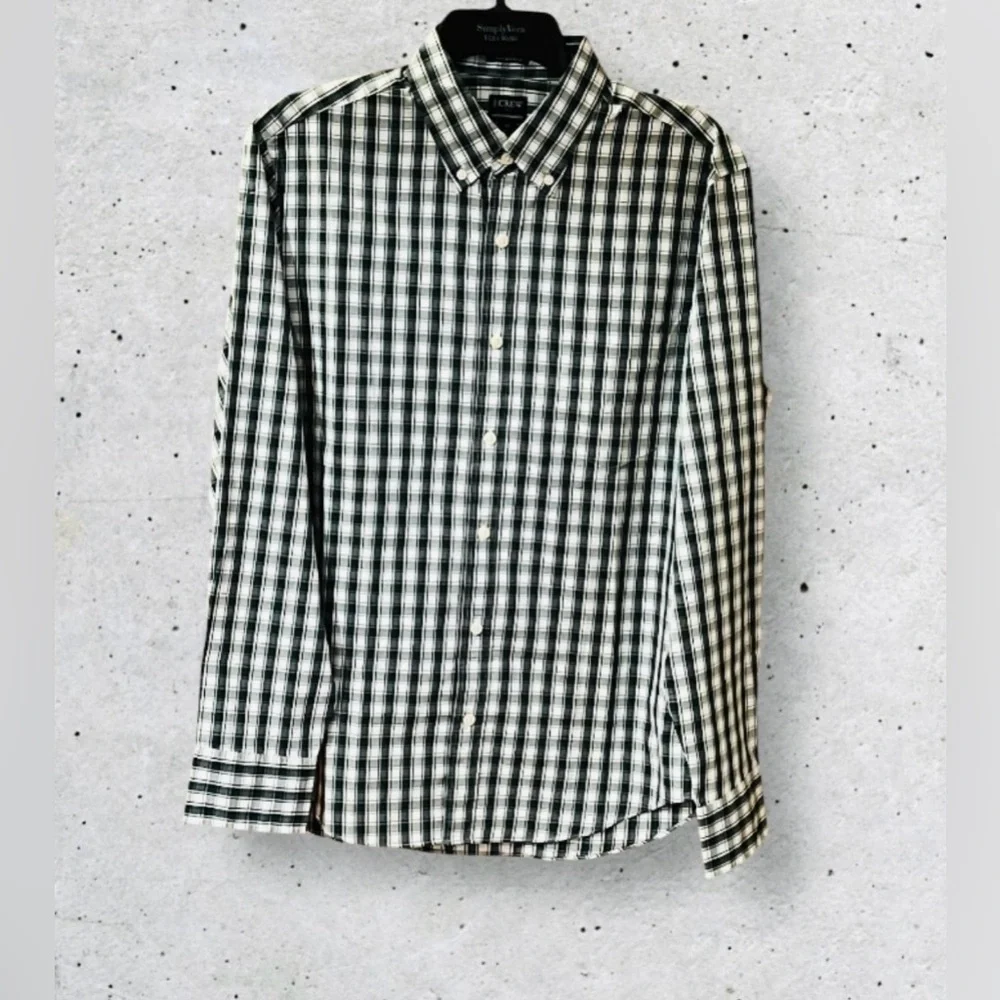 NWT J Crew Men’s Performance Slim Untuck Button Down Shirt